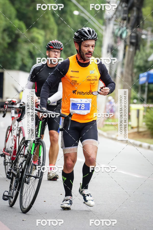 Buy your photos of the eventVSERIES Duathlon & Running on Fotop