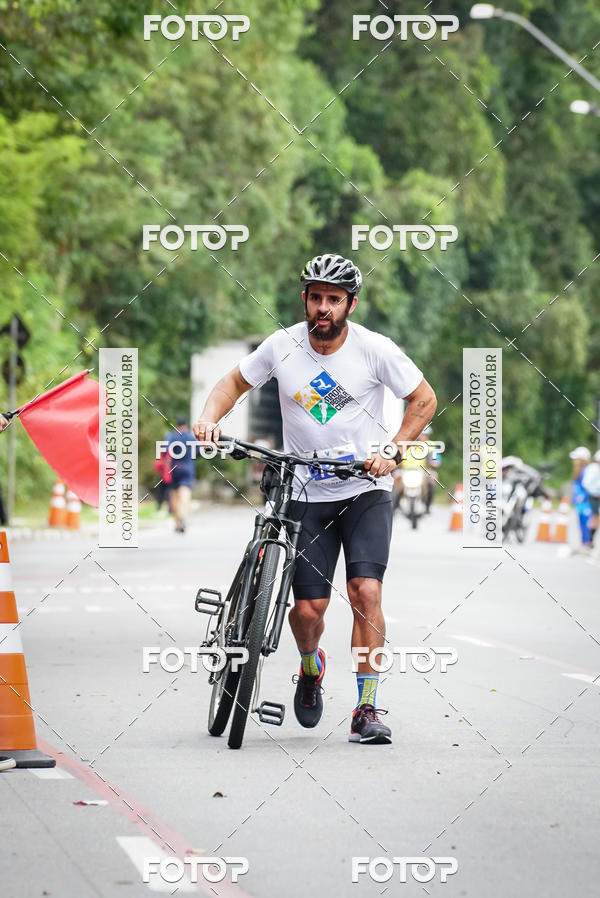 Buy your photos of the eventVSERIES Duathlon & Running on Fotop