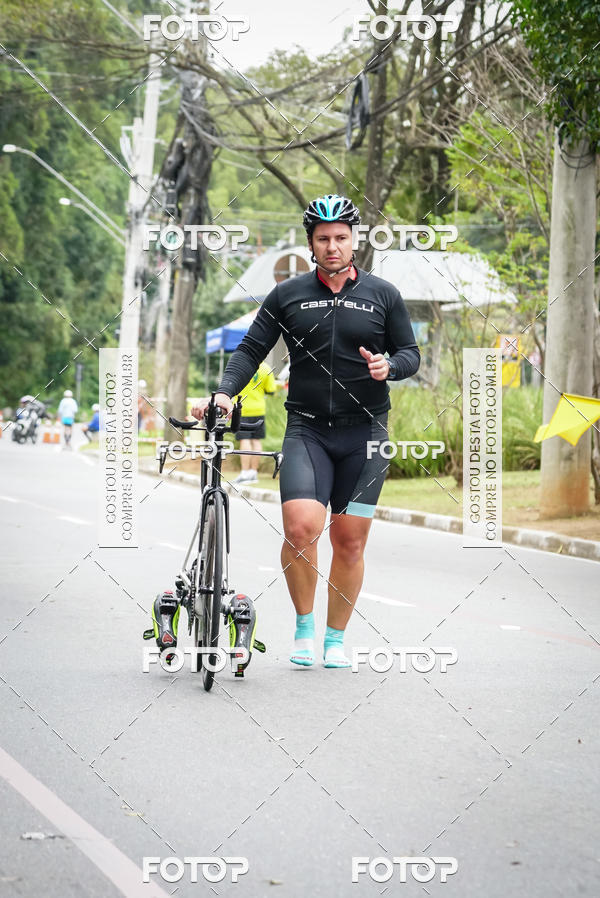 Buy your photos of the eventVSERIES Duathlon & Running on Fotop