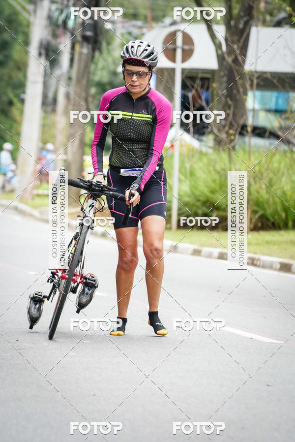 Buy your photos of the eventVSERIES Duathlon & Running on Fotop