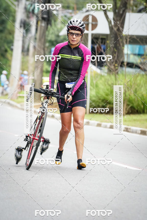 Buy your photos of the eventVSERIES Duathlon & Running on Fotop