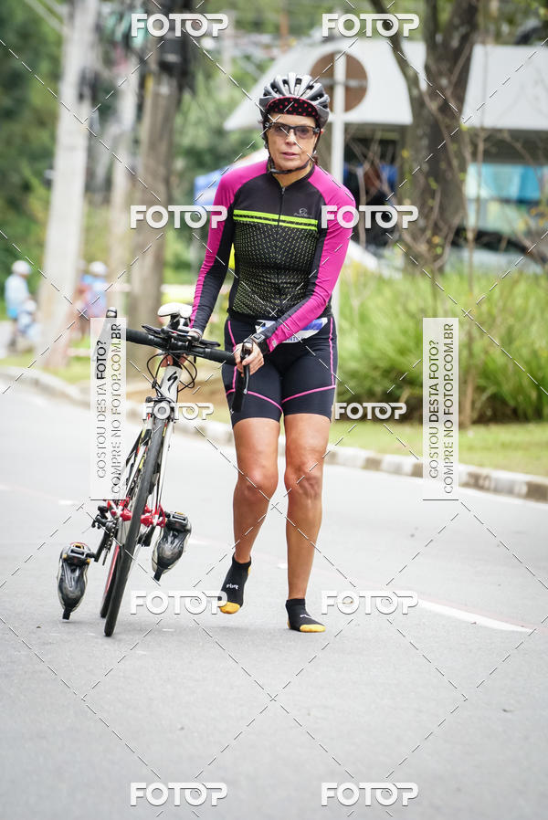 Buy your photos of the eventVSERIES Duathlon & Running on Fotop