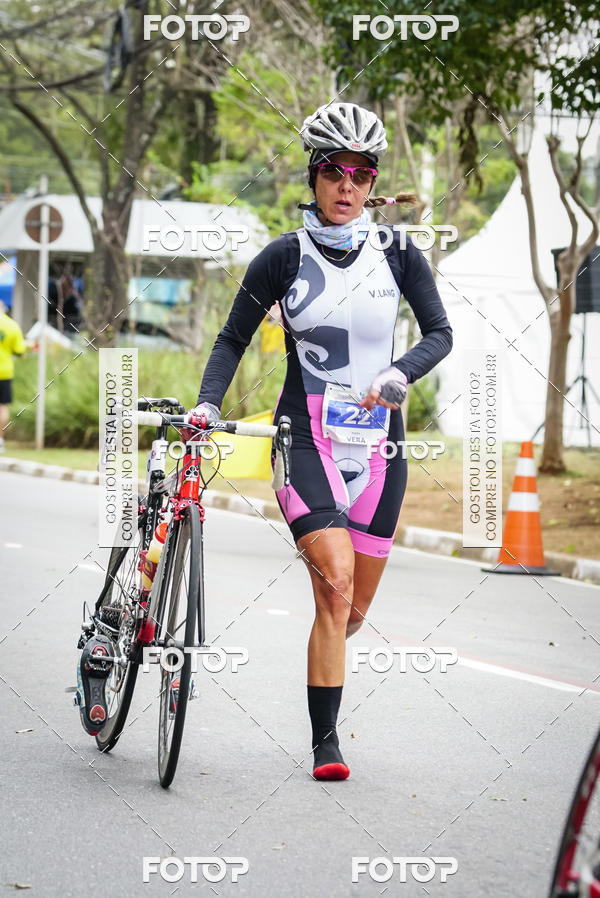 Buy your photos of the eventVSERIES Duathlon & Running on Fotop