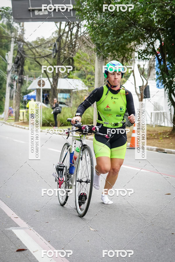 Buy your photos of the eventVSERIES Duathlon & Running on Fotop