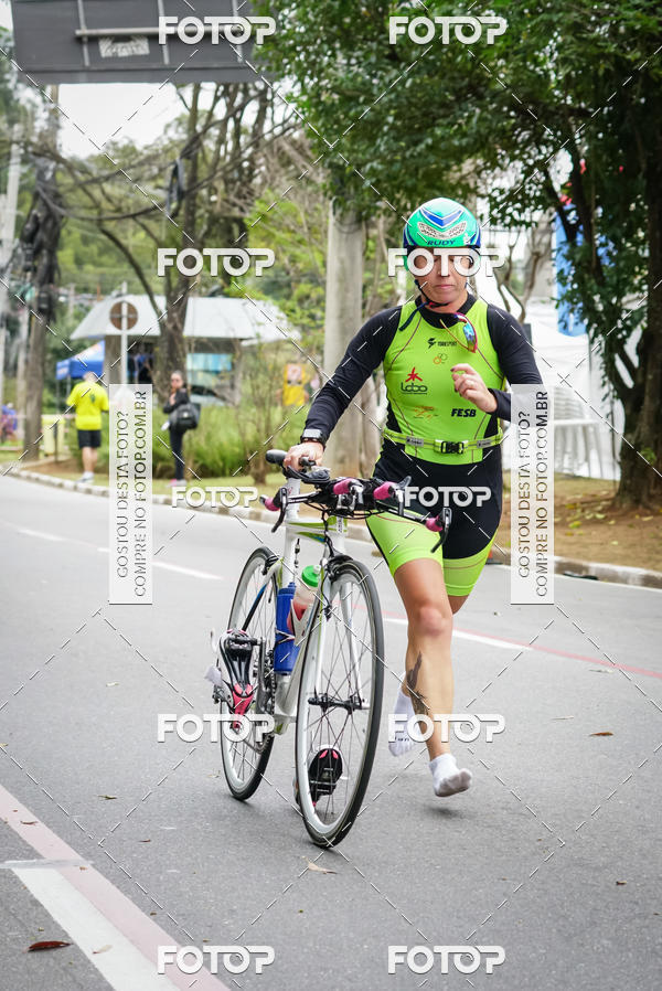 Buy your photos of the eventVSERIES Duathlon & Running on Fotop