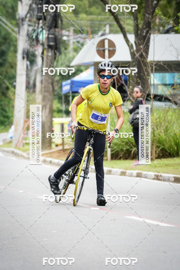 Buy your photos of the eventVSERIES Duathlon & Running on Fotop