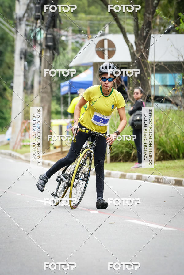 Buy your photos of the eventVSERIES Duathlon & Running on Fotop