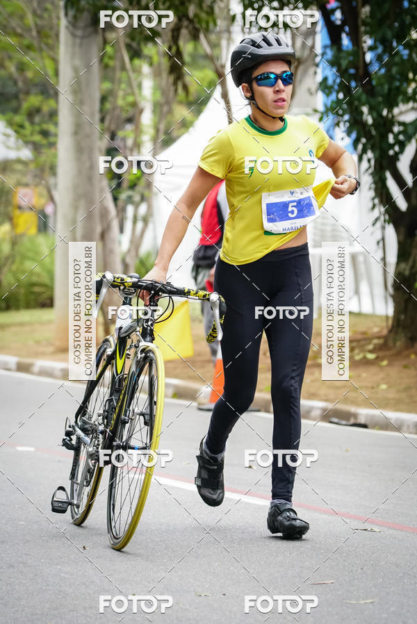 Buy your photos of the eventVSERIES Duathlon & Running on Fotop