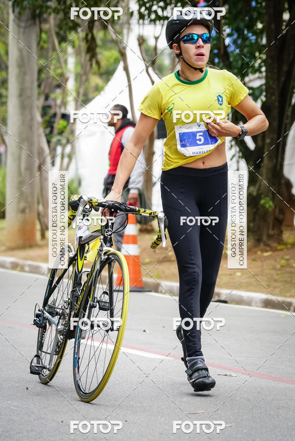 Buy your photos of the eventVSERIES Duathlon & Running on Fotop