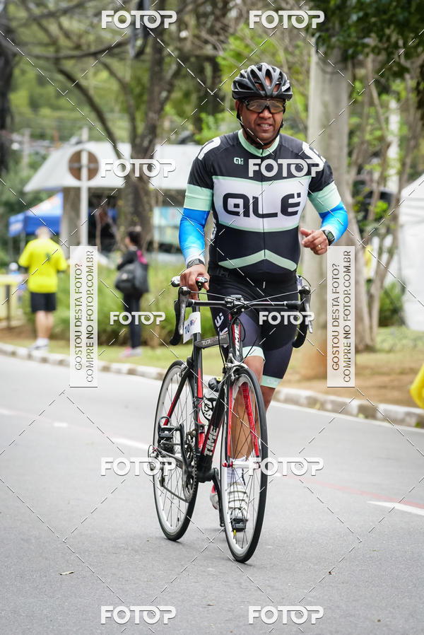 Buy your photos of the eventVSERIES Duathlon & Running on Fotop