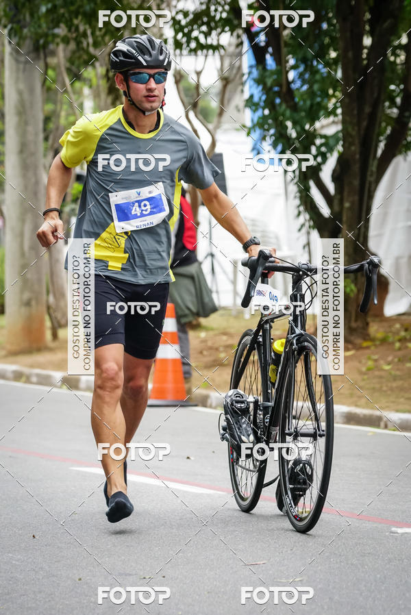 Buy your photos of the eventVSERIES Duathlon & Running on Fotop