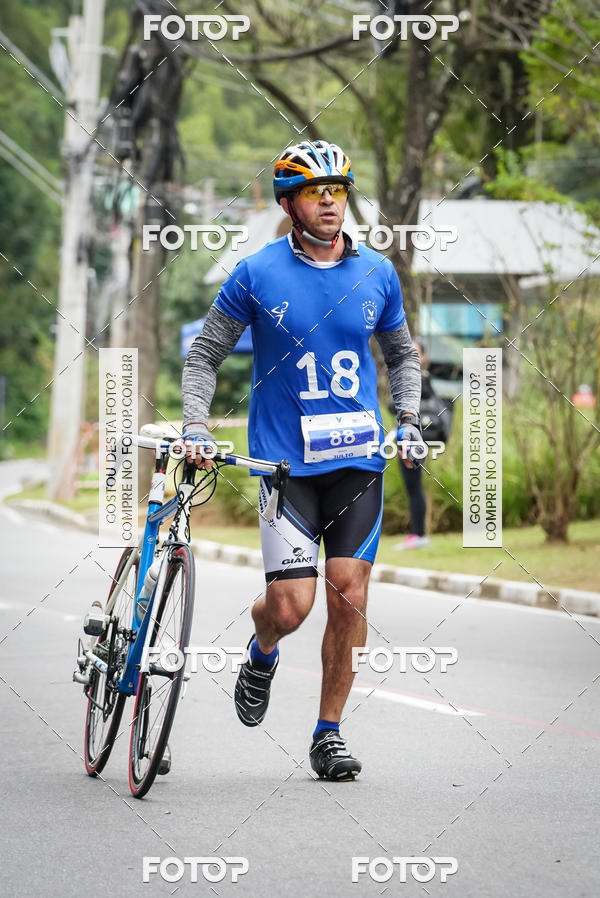 Buy your photos of the eventVSERIES Duathlon & Running on Fotop