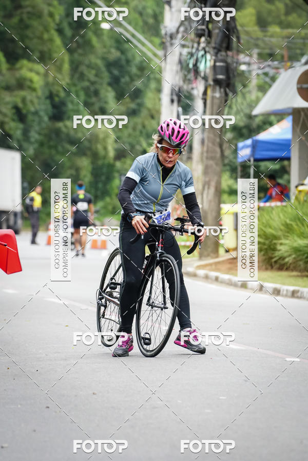 Buy your photos of the eventVSERIES Duathlon & Running on Fotop