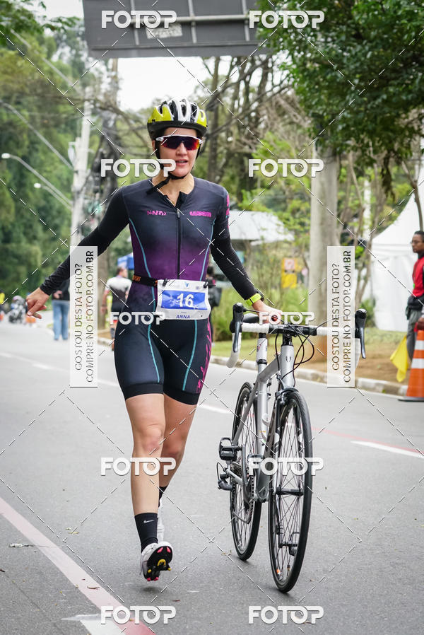 Buy your photos of the eventVSERIES Duathlon & Running on Fotop