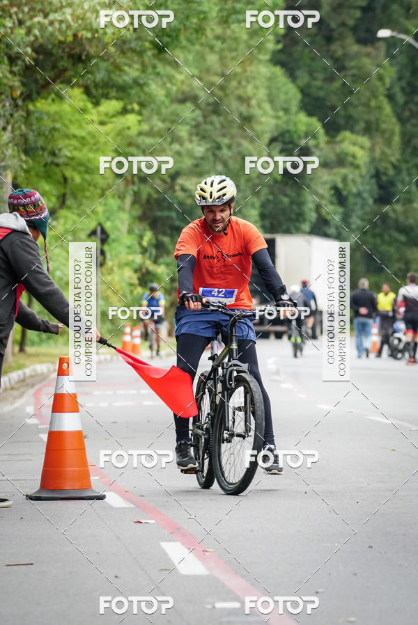 Buy your photos of the eventVSERIES Duathlon & Running on Fotop