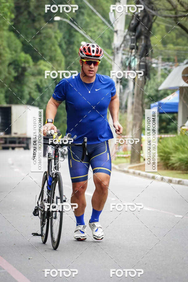 Buy your photos of the eventVSERIES Duathlon & Running on Fotop