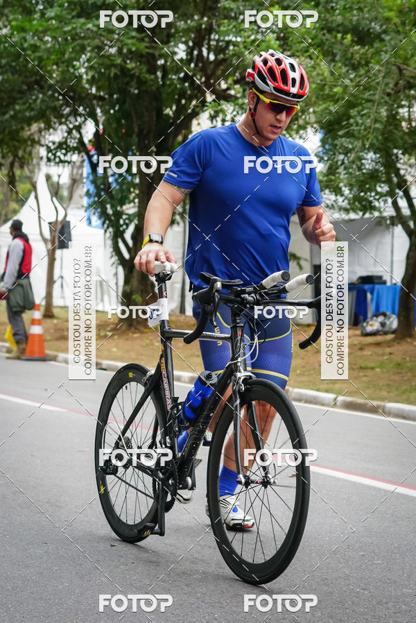 Buy your photos of the eventVSERIES Duathlon & Running on Fotop