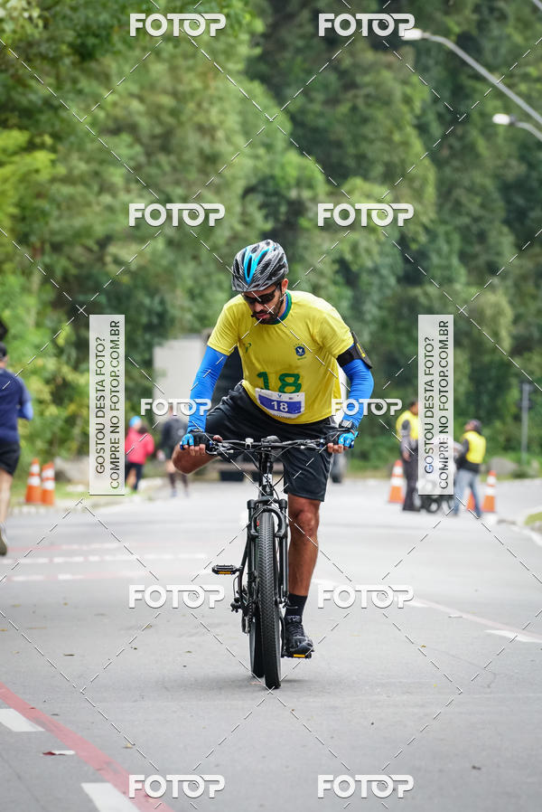 Buy your photos of the eventVSERIES Duathlon & Running on Fotop