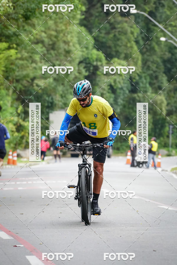 Buy your photos of the eventVSERIES Duathlon & Running on Fotop
