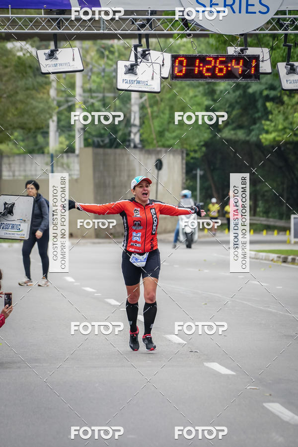 Buy your photos of the eventVSERIES Duathlon & Running on Fotop