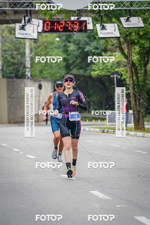 Buy your photos of the eventVSERIES Duathlon & Running on Fotop