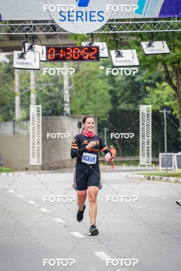 Buy your photos of the eventVSERIES Duathlon & Running on Fotop
