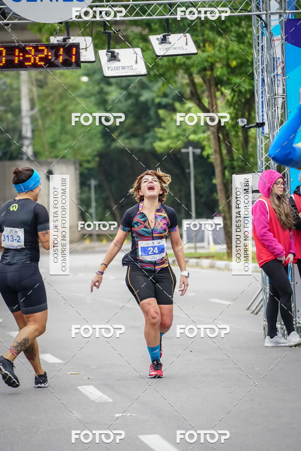 Buy your photos of the eventVSERIES Duathlon & Running on Fotop