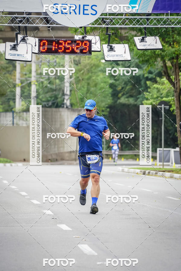 Buy your photos of the eventVSERIES Duathlon & Running on Fotop