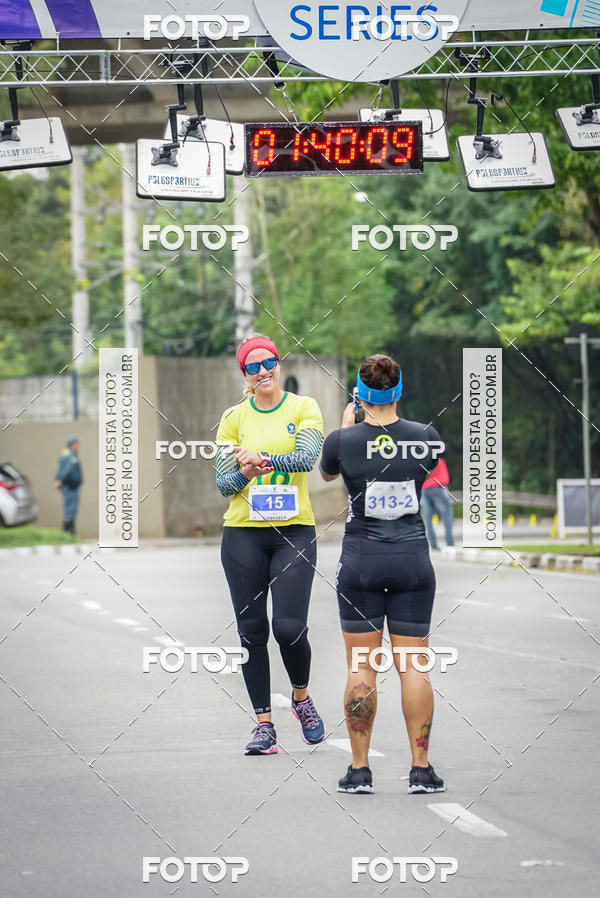 Buy your photos of the eventVSERIES Duathlon & Running on Fotop