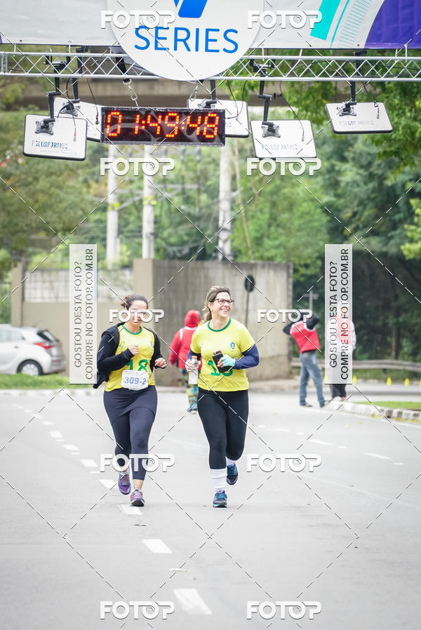 Buy your photos of the eventVSERIES Duathlon & Running on Fotop