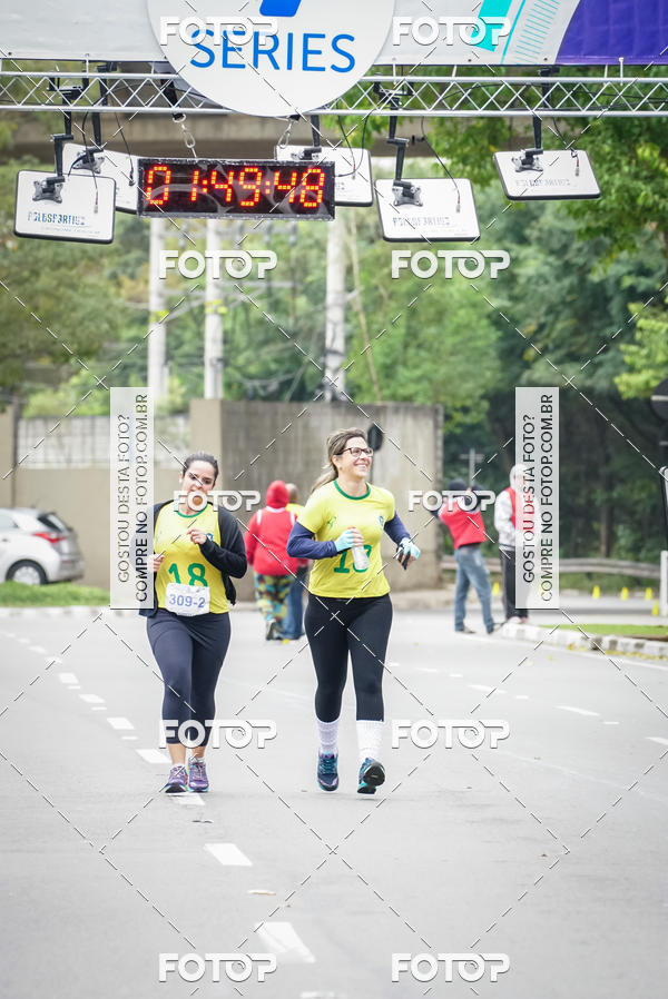 Buy your photos of the eventVSERIES Duathlon & Running on Fotop