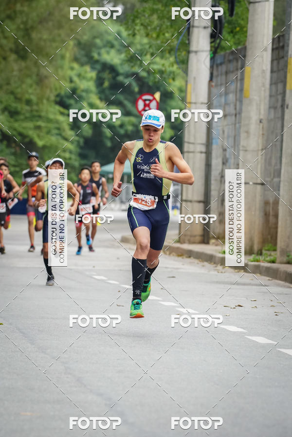 Buy your photos of the eventVSERIES Duathlon & Running on Fotop