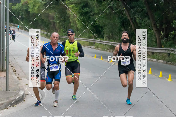Buy your photos of the eventVSERIES Duathlon & Running on Fotop