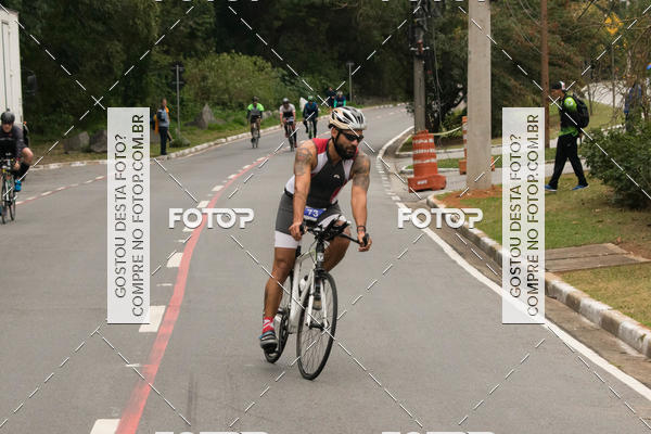 Buy your photos of the eventVSERIES Duathlon & Running on Fotop