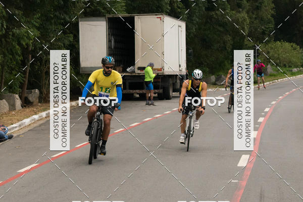 Buy your photos of the eventVSERIES Duathlon & Running on Fotop