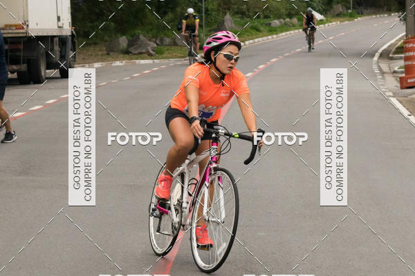 Buy your photos of the eventVSERIES Duathlon & Running on Fotop