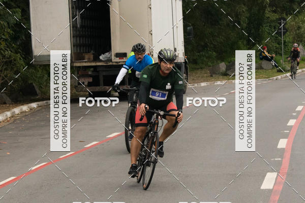 Buy your photos of the eventVSERIES Duathlon & Running on Fotop