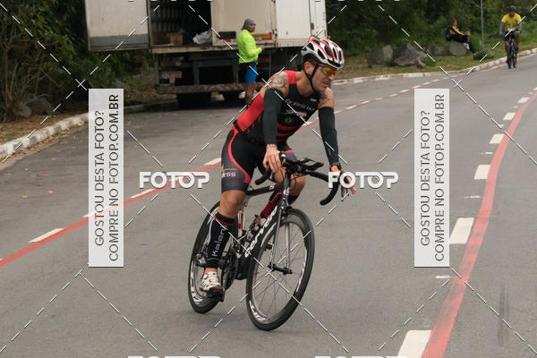 Buy your photos of the eventVSERIES Duathlon & Running on Fotop