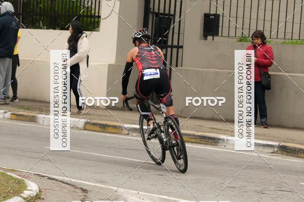 Buy your photos of the eventVSERIES Duathlon & Running on Fotop