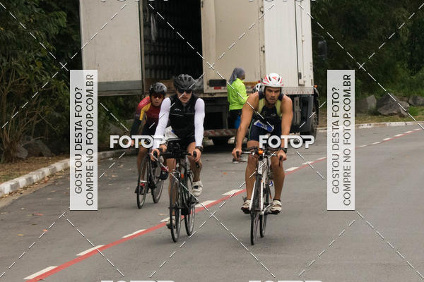 Buy your photos of the eventVSERIES Duathlon & Running on Fotop