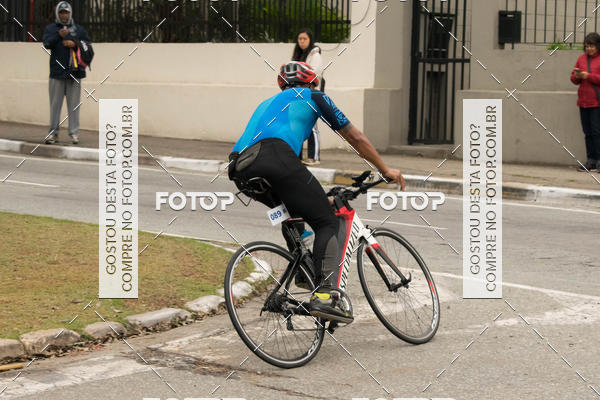 Buy your photos of the eventVSERIES Duathlon & Running on Fotop