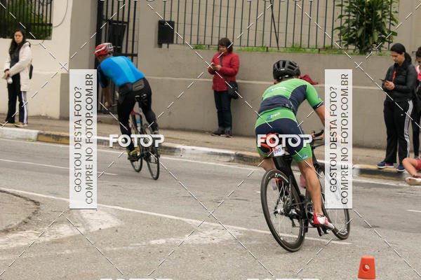 Buy your photos of the eventVSERIES Duathlon & Running on Fotop