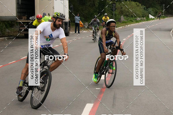 Buy your photos of the eventVSERIES Duathlon & Running on Fotop