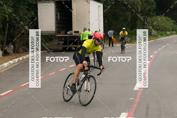 Buy your photos of the eventVSERIES Duathlon & Running on Fotop