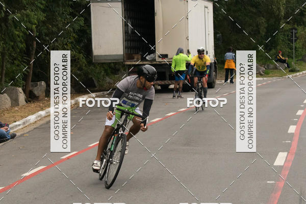 Buy your photos of the eventVSERIES Duathlon & Running on Fotop