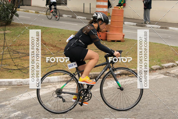 Buy your photos of the eventVSERIES Duathlon & Running on Fotop