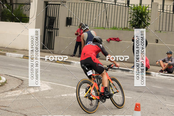 Buy your photos of the eventVSERIES Duathlon & Running on Fotop