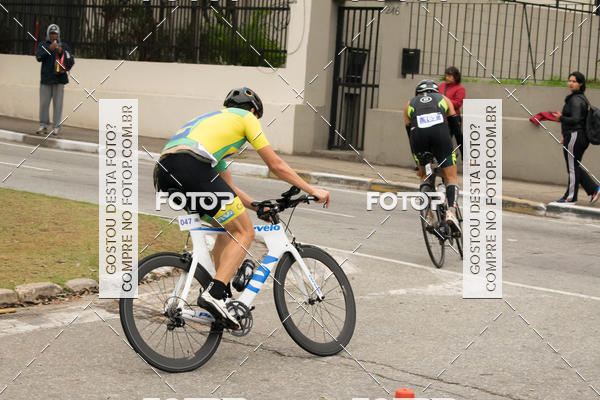 Buy your photos of the eventVSERIES Duathlon & Running on Fotop