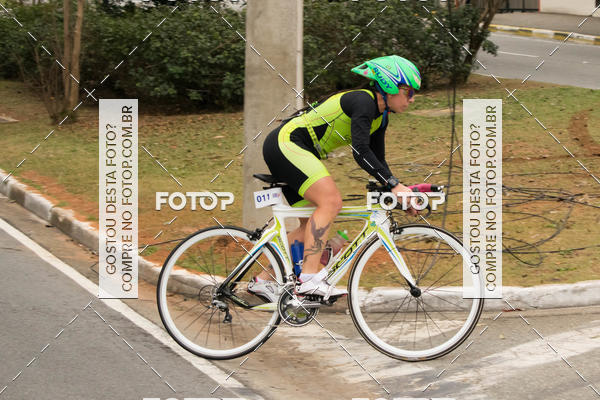 Buy your photos of the eventVSERIES Duathlon & Running on Fotop