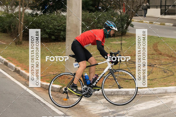 Buy your photos of the eventVSERIES Duathlon & Running on Fotop
